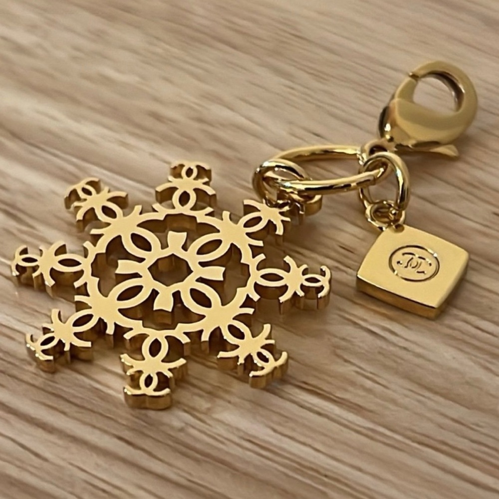 Chanel holiday charm